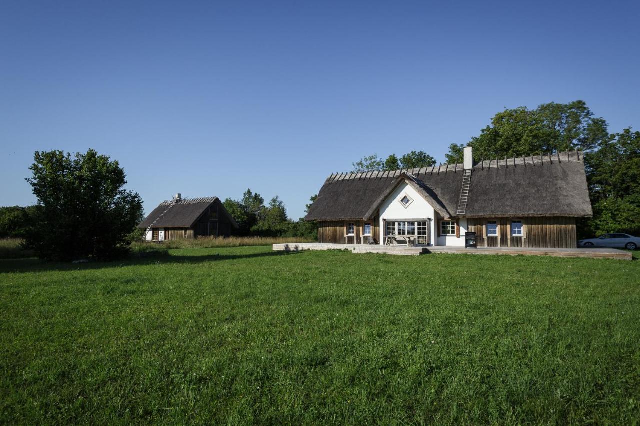 Villa Bumba Liigalaskma ภายนอก รูปภาพ